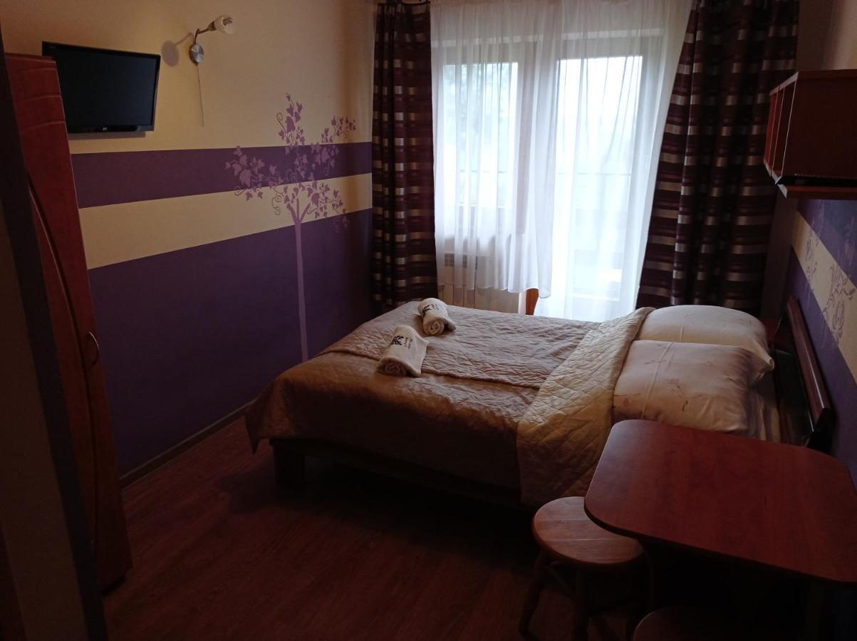 Pod Tatrami Bed & Breakfast บุโควินา ทัตซานสกา ภายนอก รูปภาพ