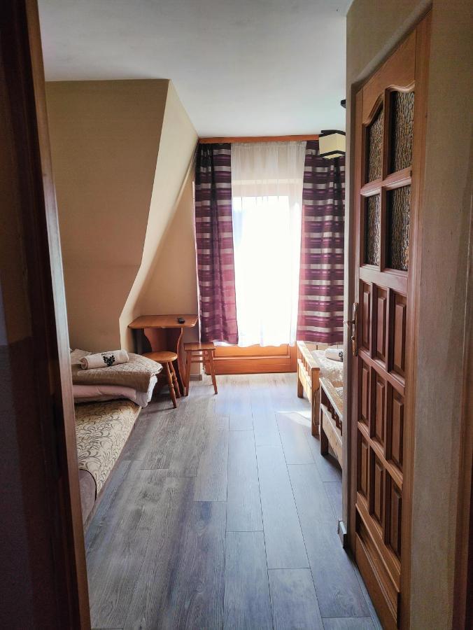 Pod Tatrami Bed & Breakfast บุโควินา ทัตซานสกา ภายนอก รูปภาพ