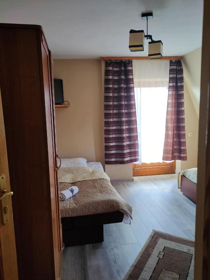 Pod Tatrami Bed & Breakfast บุโควินา ทัตซานสกา ภายนอก รูปภาพ