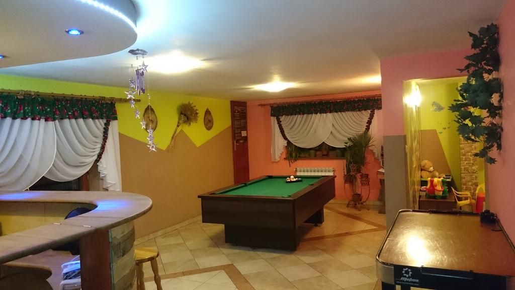 Pod Tatrami Bed & Breakfast บุโควินา ทัตซานสกา ภายนอก รูปภาพ