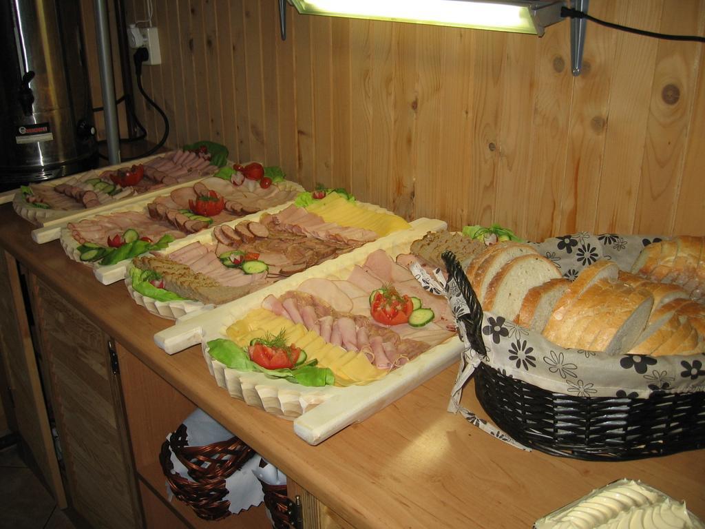 Pod Tatrami Bed & Breakfast บุโควินา ทัตซานสกา ภายนอก รูปภาพ