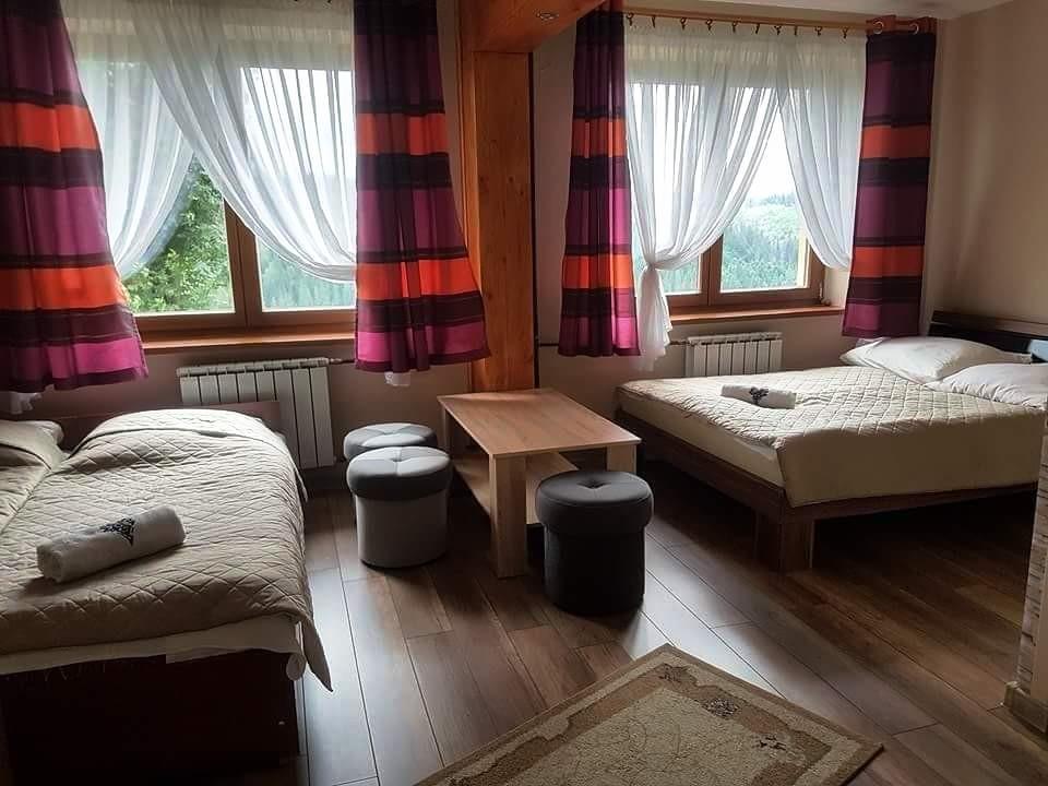 Pod Tatrami Bed & Breakfast บุโควินา ทัตซานสกา ภายนอก รูปภาพ