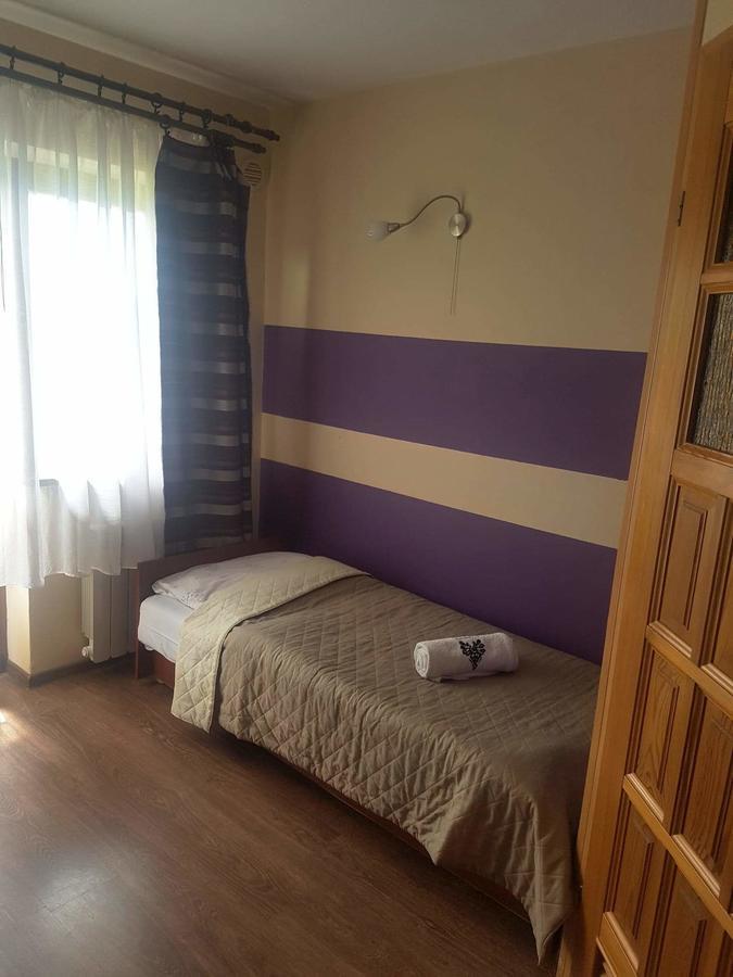 Pod Tatrami Bed & Breakfast บุโควินา ทัตซานสกา ภายนอก รูปภาพ