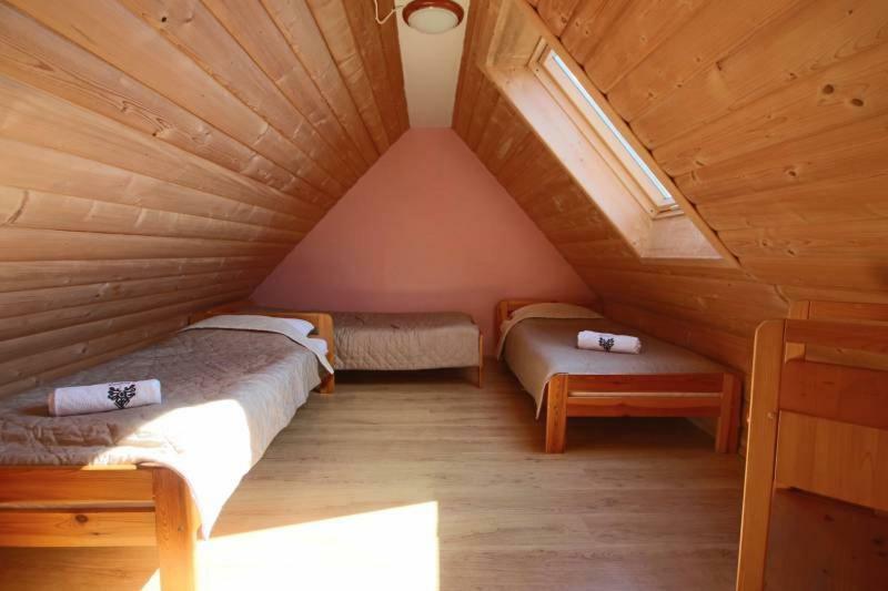 Pod Tatrami Bed & Breakfast บุโควินา ทัตซานสกา ภายนอก รูปภาพ